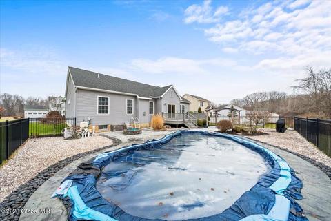 89 Sheldon Dr, Mechanicville, NY 12118 photo 6