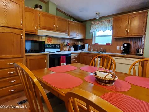 119 Trailer St, Palatine Bridge, NY 13428 photo 6