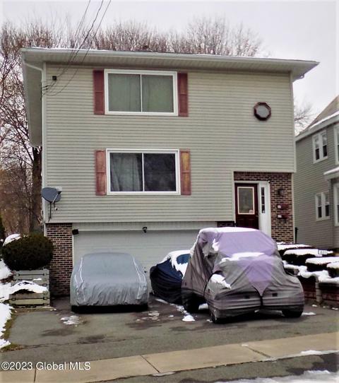 829-831 Salina St, Schenectady, NY 12308