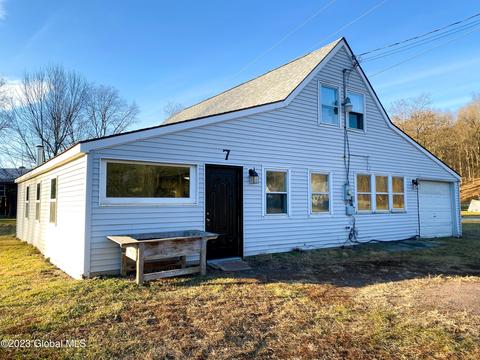 7 Morgans Ln, Fort Ann, NY 12827 photo 1