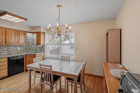 25 Dewitt Ave, Schenectady, NY 12304 photo 10