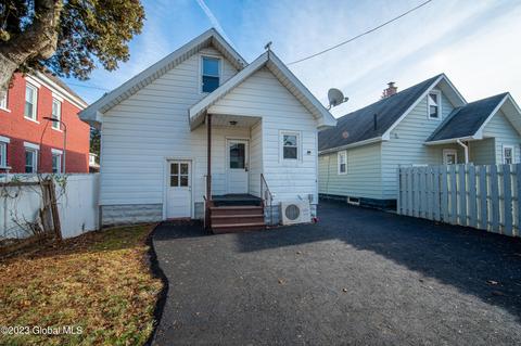 2025 Lenox Rd, Schenectady, NY 12308 photo 4
