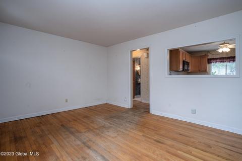 1144 Owen Rd, Schenectady, NY 12303 photo 7