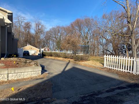 112 Thirteenth St, Schenectady, NY 12306 photo 3