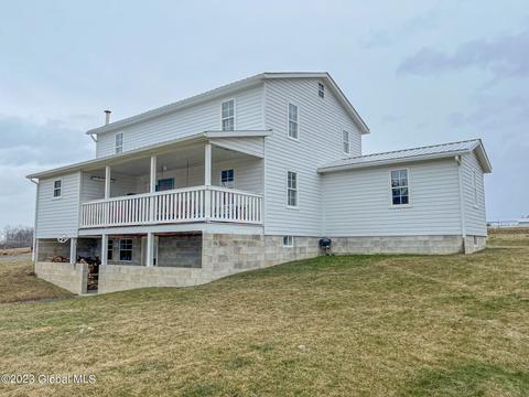 956 Logtown Rd, Fultonville, NY 12072