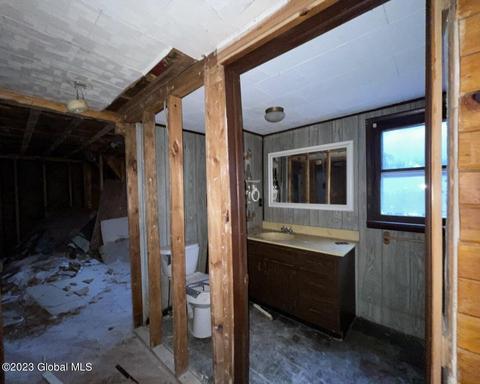 22 1st Ave, Hadley, NY 12835 photo 38