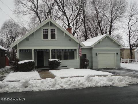 303 S Market St, Johnstown, NY 12095