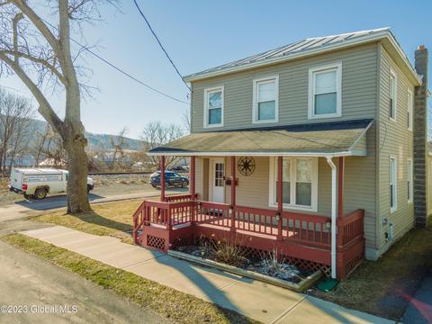 103 Spring St, Cobleskill, NY 12043 photo 3