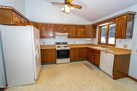 128 Stark Rd, Corinth, NY 12822 photo 10