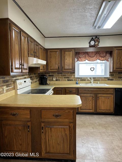 1835 Devendorf Rd, Schenectady, NY 12303 photo 6