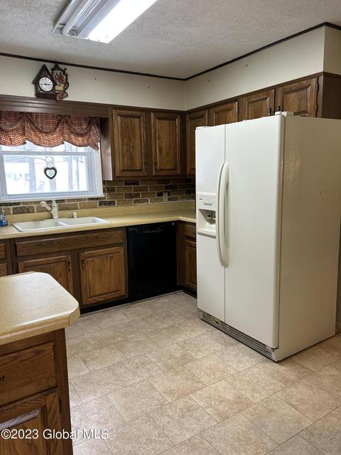 1835 Devendorf Rd, Schenectady, NY 12303 photo 7