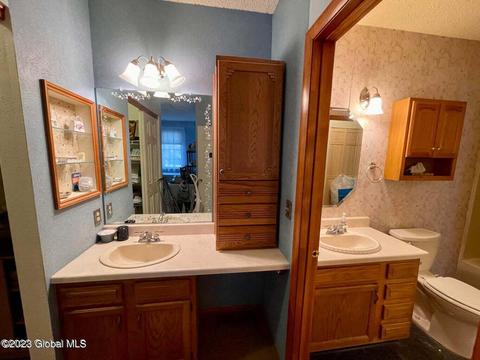 119 Monmouth Way, Halfmoon, NY 12065 photo 14