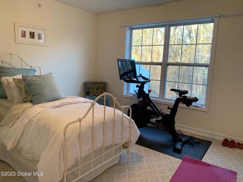 110 Paddock Cir, Schenectady, NY 12306 photo 25