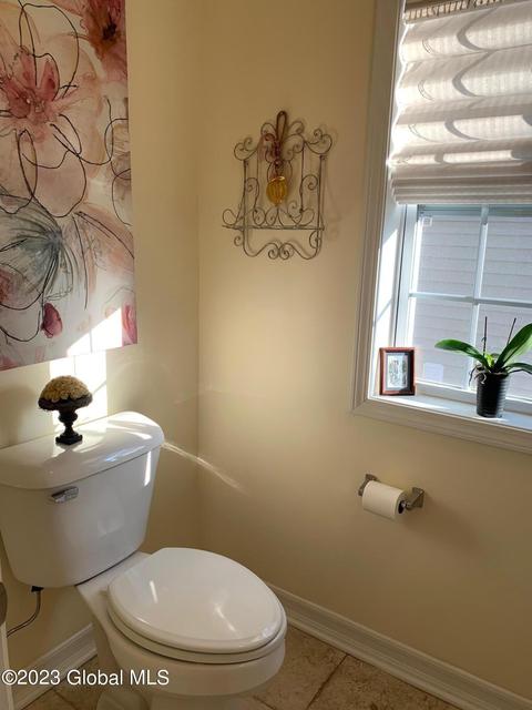 110 Paddock Cir, Schenectady, NY 12306 photo 21