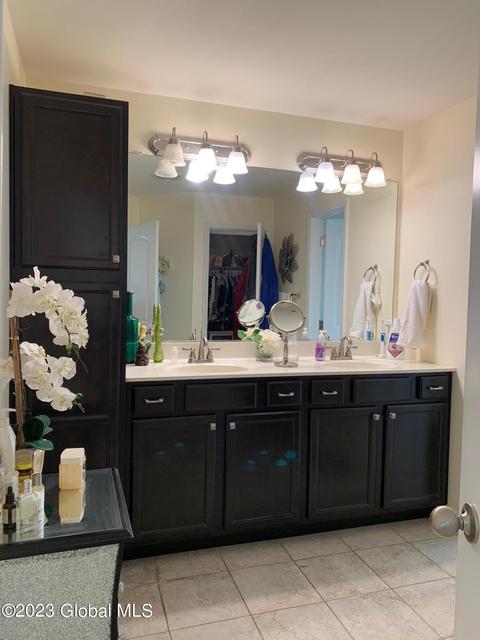 110 Paddock Cir, Schenectady, NY 12306 photo 18