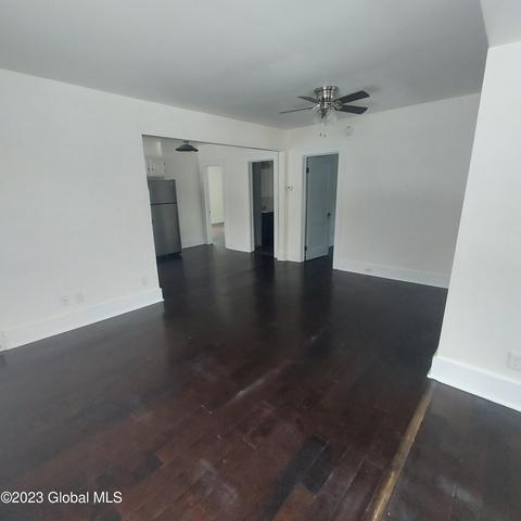 371 Vley Rd, Schenectady, NY 12302 photo 2