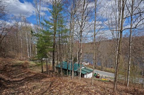 517 Scotts Lake Rd, Salem, NY 12865