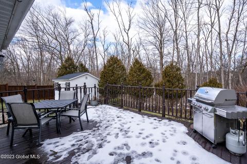 9 Brinker Cir, Glenmont, NY 12077 photo 29