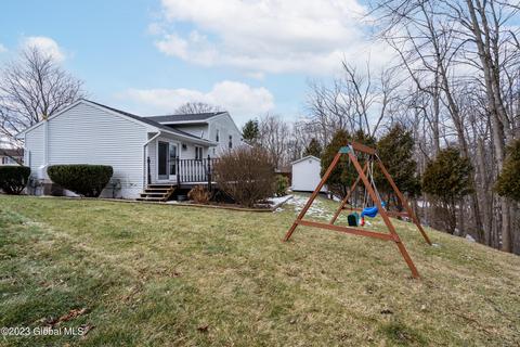 9 Brinker Cir, Glenmont, NY 12077 photo 31