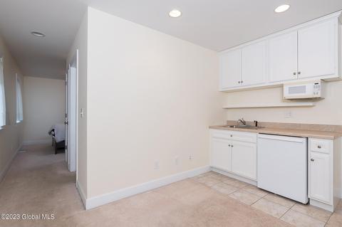 16 Reid Pl, Delmar, NY 12054 photo 37