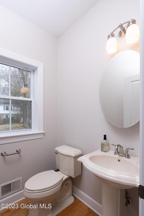 16 Reid Pl, Delmar, NY 12054 photo 15