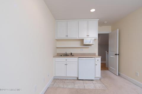 16 Reid Pl, Delmar, NY 12054 photo 38