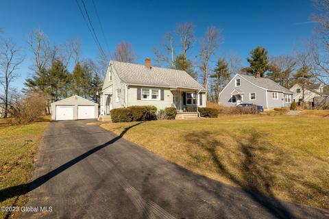 2016 Pyle Rd, Schenectady, NY 12303 photo 2