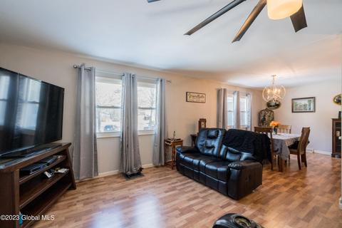 3 Evergreen Dr, Gansevoort, NY 12831 photo 6