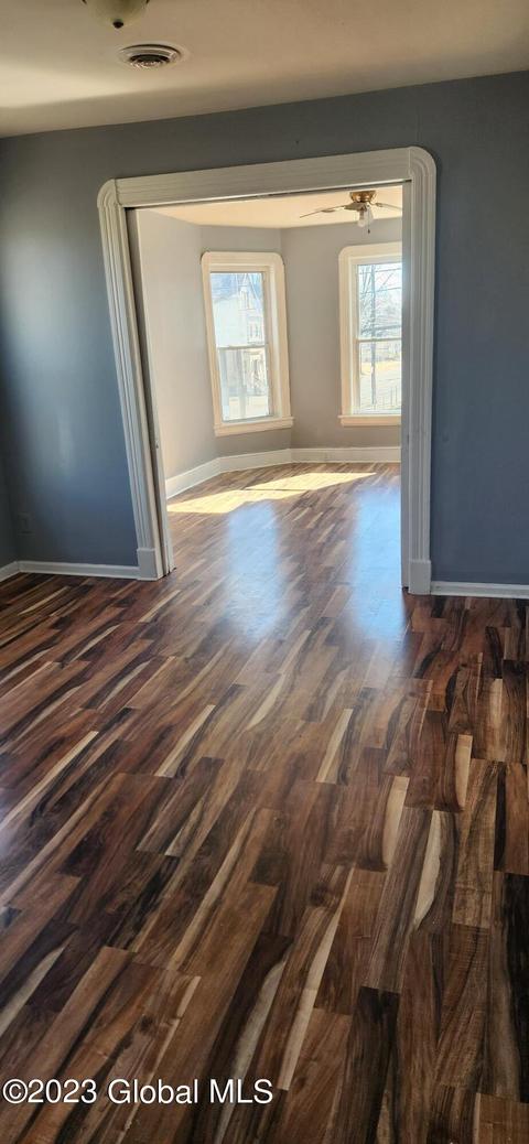 402 Summit Ave, Schenectady, NY 12307 photo 3