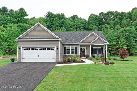 6 Alessia Dr, Queensbury, NY 12804