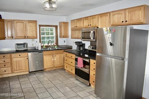 227 Fox Rd, Hampton, NY 12837 photo 3
