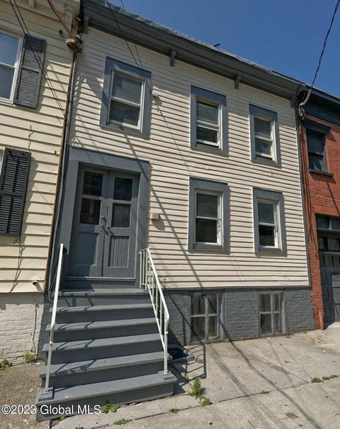 42 Spring St, Albany, NY 12210