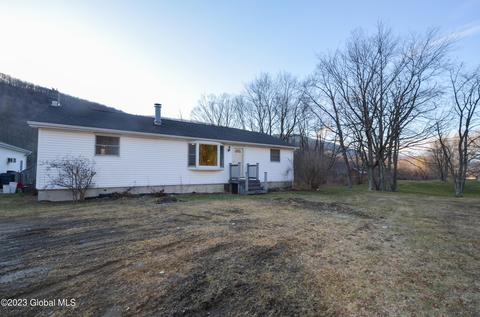 17459 State Route 22, Berlin, NY 12022