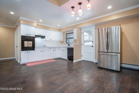 16 Kellar Ave, Schenectady, NY 12306 photo 5