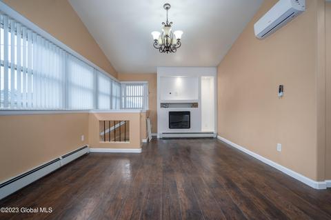 16 Kellar Ave, Schenectady, NY 12306 photo 8
