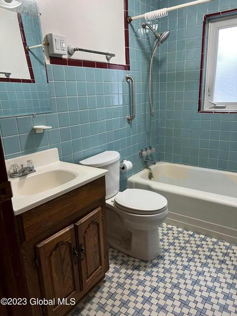 34 Halter Rd, Glenmont, NY 12077 photo 8