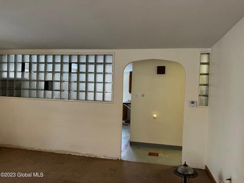 34 Halter Rd, Glenmont, NY 12077 photo 3