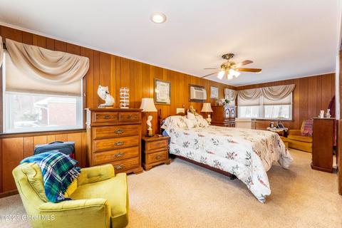 910 Mohegan Rd, Schenectady, NY 12309 photo 17