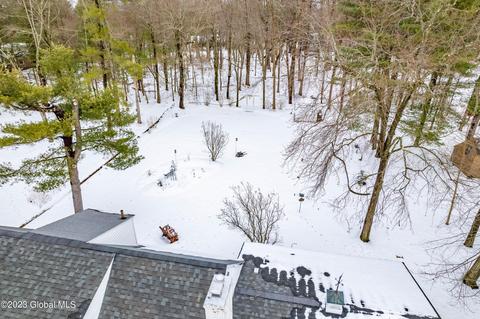 910 Mohegan Rd, Schenectady, NY 12309 photo 48