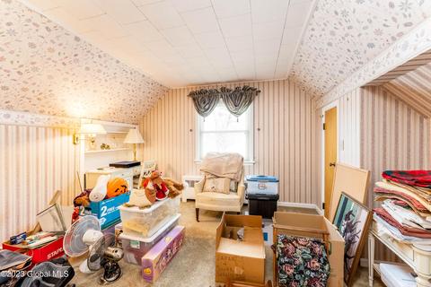 910 Mohegan Rd, Schenectady, NY 12309 photo 24