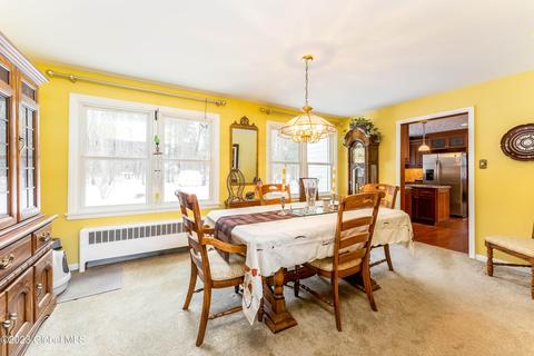 910 Mohegan Rd, Schenectady, NY 12309 photo 12