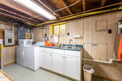 910 Mohegan Rd, Schenectady, NY 12309 photo 33