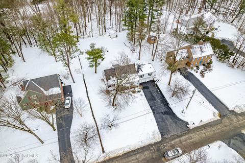 910 Mohegan Rd, Schenectady, NY 12309 photo 45