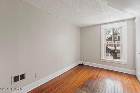 57 Wilson Ave, Schenectady, NY 12304 photo 22