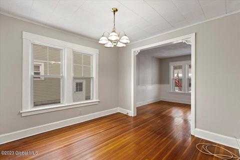 57 Wilson Ave, Schenectady, NY 12304 photo 14