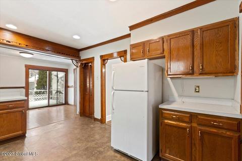 57 Wilson Ave, Schenectady, NY 12304 photo 17