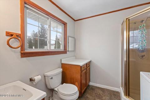 57 Wilson Ave, Schenectady, NY 12304 photo 21