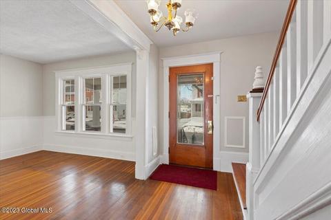 57 Wilson Ave, Schenectady, NY 12304 photo 11