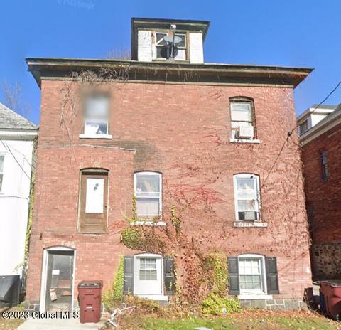73 E Fulton St, Gloversville, NY 12078