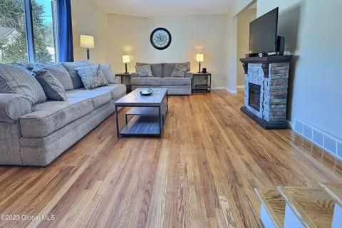 848 Warner Rd, Schenectady, NY 12309 photo 17